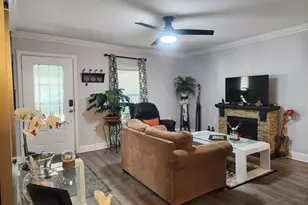 168 Poplar St, Buford, GA 30518 - Photo 15