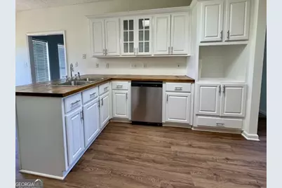 312 Twelve Oaks Drive, Warner Robins, GA 31088 - Photo 11