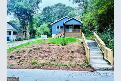 277 Barfield Avenue SW, Atlanta, GA 30310 - Photo 1