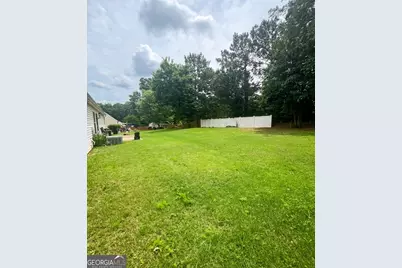 2759 Holly Berry Drive, Ellenwood, GA 30294 - Photo 15