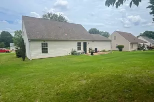2759 Holly Berry Dr, Ellenwood, GA 30294 - Photo 15