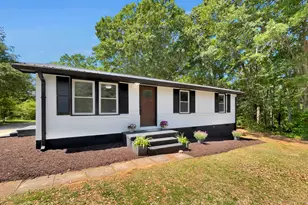 858 Clairmont Ave, Comer, GA 30629 - Photo 3