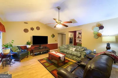 25 Ashley Creek Drive, Newnan, GA 30263 - Photo 5