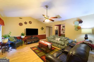 25 Ashley Creek Dr, Newnan, GA 30263 - Photo 5