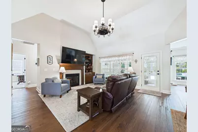 411 Stathams Way, Warner Robins, GA 31088 - Photo 13