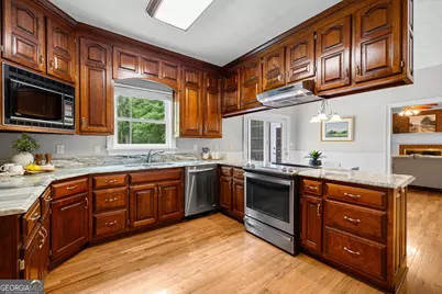 208 Camp Creek Trail, Peachtree City, GA 30269 - Photo 17