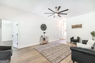 218 Ellington Ct, Perry, GA 31069 - Photo 7