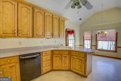 269 Scenic Drive, McDonough, GA 30252 - Photo 11