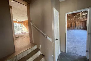998 Campbell Rd, Meansville, GA 30256 - Photo 9