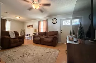 53 Carey Dr, Hazlehurst, GA 31539 - Photo 7