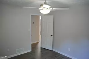 491 Oak St, Fayetteville, GA 30215 - Photo 19