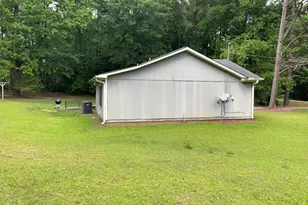 1408 New Huchinson Mill Rd, Lagrange, GA 30240 - Photo 3