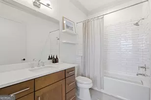 220 Vickery Falls Dr, Roswell, GA 30075 - Photo 19