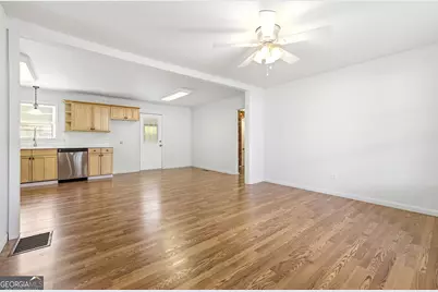 162 Orchard Circle, Commerce, GA 30529 - Photo 5