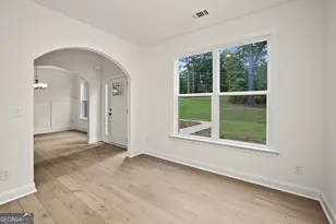 8929 Blackhall Rd, Jonesboro, GA 30236 - Photo 11