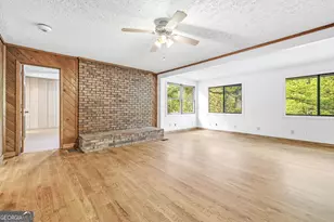 210 Kentucky Dr, Demorest, GA 30535 - Photo 7