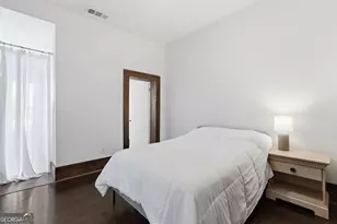 219 Abercorn St, Savannah, GA 31401 - Photo 11
