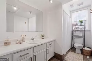 219 Abercorn St, Savannah, GA 31401 - Photo 7