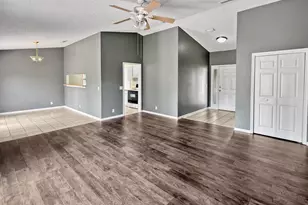 136 Cherry Point Dr, Saint Marys, GA 31558 - Photo 3
