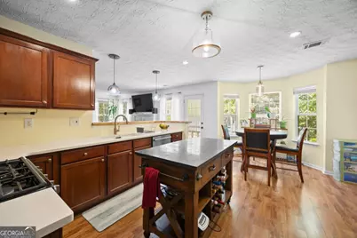 4041 Oak Crossing Drive, Suwanee, GA 30024 - Photo 11