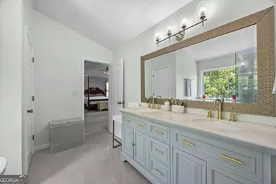 4041 Oak Crossing Drive, Suwanee, GA 30024 - Photo 17