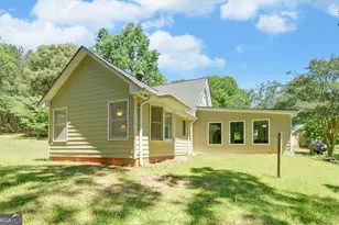 194 Harvey Ln, Lavonia, GA 30553 - Photo 3