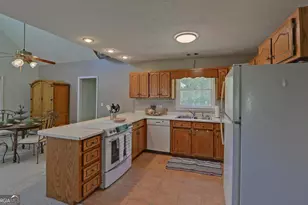 194 Harvey Ln, Lavonia, GA 30553 - Photo 17