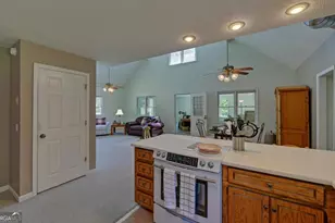 194 Harvey Ln, Lavonia, GA 30553 - Photo 15