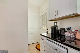98 Hill St, Jefferson, GA 30549 - Photo 9