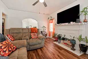 98 Hill St, Jefferson, GA 30549 - Photo 3
