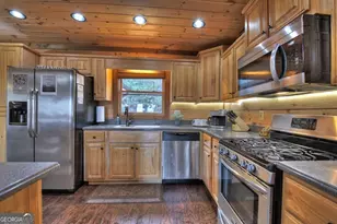 840 Deer Crest Rd, Blue Ridge, GA 30513 - Photo 15