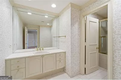 2660 Peachtree Road NW #20D, Atlanta, GA 30305 - Photo 55