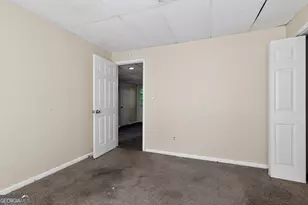 2128 Tiffany Ln, Lithonia, GA 30058 - Photo 7