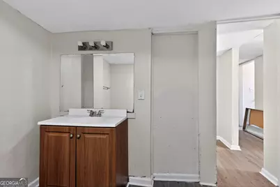 2128 Tiffany Lane, Lithonia, GA 30058 - Photo 9