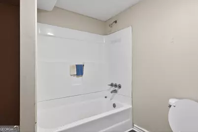 2128 Tiffany Lane, Lithonia, GA 30058 - Photo 11