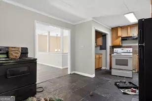 2128 Tiffany Ln, Lithonia, GA 30058 - Photo 19