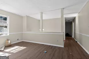 2128 Tiffany Ln, Lithonia, GA 30058 - Photo 21