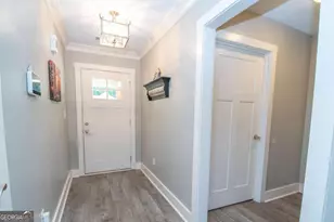 129 Wellington Dr, Lagrange, GA 30240 - Photo 3