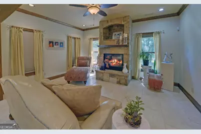 1320 Burroughs Road, Lavonia, GA 30553 - Photo 15