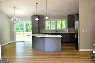 126 Lucinda Ln, Fayetteville, GA 30214 - Photo 3