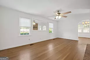 1217 E Derenne Ave, Savannah, GA 31406 - Photo 29