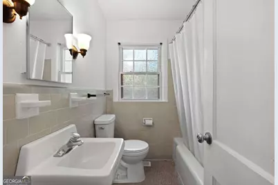 1217 E Derenne Avenue, Savannah, GA 31406 - Photo 23