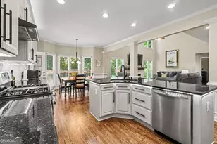 255 Amberbrook Cir, Grayson, GA 30017 - Photo 11