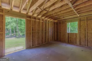 1004 Crow Gap, Chickamauga, GA 30707 - Photo 15