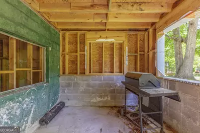 1004 Crow Gap, Chickamauga, GA 30707 - Photo 7