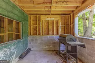 1004 Crow Gap, Chickamauga, GA 30707 - Photo 7