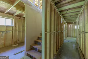 1004 Crow Gap, Chickamauga, GA 30707 - Photo 9