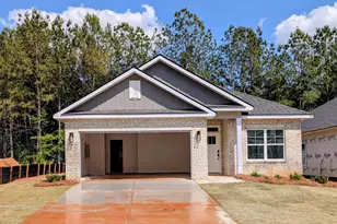 102 Laney Dr, Carrollton, GA 30117 - Photo 1