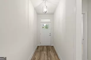 102 Laney Dr, Carrollton, GA 30117 - Photo 3