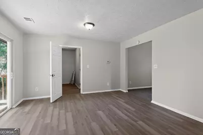 8997 Norwalk Court, Jonesboro, GA 30238 - Photo 11
